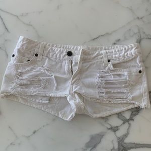 White Carmar Shorts